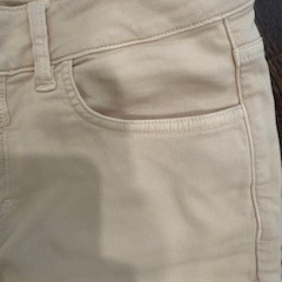 Like New Closed denim in soft butter colour sz 26 - Picture 8 of 14